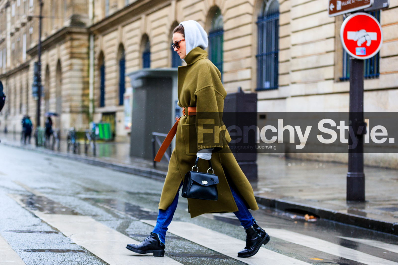 atmosphere details, AUTUMN WINTER 2017-2018, AW 17-18, black bag, black shoes, brown belt, FALL WINTER 2017-2018, fashion week, frenchystyle, full length, FW, FW 17-18, green coat, grey sweater, hoodie, horizontal, jonathan paciullo, leather bag, leather belt, leather shoes, lena lademann, PARIS, PFW, street style, sunglasses, trousers