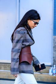 street style, jonathan paciullo, FW, frenchystyle, fashion week, NYFW, NEW YORK, AUTUMN WINTER 2018-2019, AW 18-19, FALL WINTER 2018-2019, FW 18-19, vertical, atmosphere details, detail, Lainy Hedaya