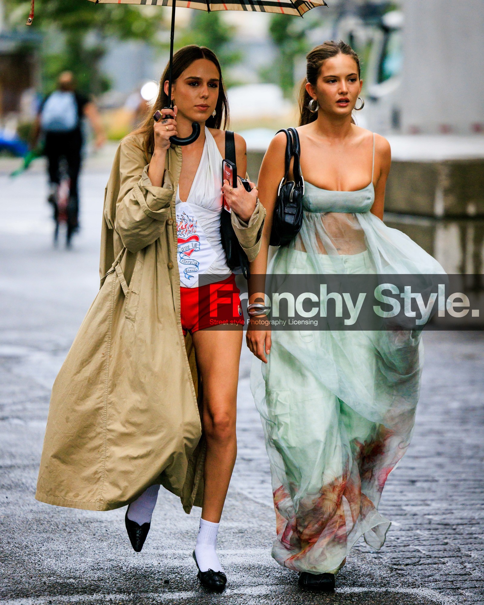 fashion week, frenchystyle, FW, jonathan paciullo, street style, vertical, detail, atmosphere details, NYFW, NEW YORK, SPRING SUMMER 2024, SS 24