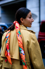 beige coat, earrings, julia haghjoo, orange scarf, street style, jonathan paciullo, FW, frenchystyle, fashion week, LFW, LONDON, AUTUMN WINTER 2019-2020, AW 19-20, FW 19-20, FALL WINTER 2019-2020, vertical, atmosphere details, detail