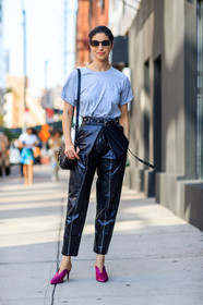black bag, black pants, caroline issa, fashion week, frenchystyle, full length, FW, grey t shirt, high waist, jonathan paciullo, leather bag, leather pants, leather shoes, NEW YORK, NYFW, purple shoes, SPRING SUMMER 2018, SS 18, street style, sunglasses, trousers, vertical