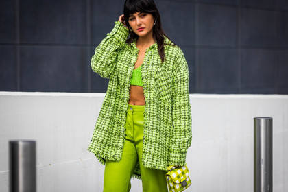 checked bag, checked shirt, color, fluo color, green bra, green monochrome, green pants, knitted bra, leather bag, leather pants, Maria Bernad, monochrome, msmg look, print, printed bag, printed shirt, yellow bag, fashion week, frenchystyle, FW, jonathan paciullo, street style, SPRING SUMMER 2022, SS 22, MFW, MILAN, atmosphere details, horizontal