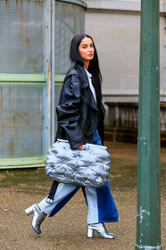 black leather perfecto, margiela bag, margiela boots, oversize jacket, oversize perfecto, silvered bag, quilted bag, silvered boots, high heels boots, denim, light blue jeans, blue jeans, patchwork jeans, flare jeans, fiona zanetti, fashion week, frenchystyle, FW, jonathan paciullo, street style, SPRING SUMMER 2020, SS 20, PFW, PARIS, vertical, full length