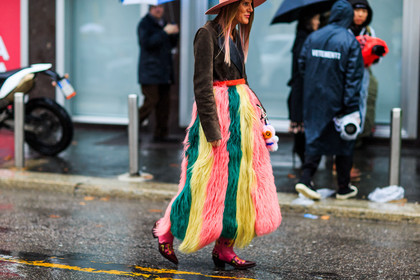 anna dello russo, atmosphere details, AUTUMN WINTER 2016-2017, AW 16-17, brown jacket, detail, FALL WINTER 2016-2017, fashion week, feathers, frenchystyle, fur coat, FW, FW 16-17, graphic coat, green fur, horizontal, jonathan paciullo, leather bag, leather boots, leather jacket, LFW, LONDON, louis vuitton, MENSWEAR, mini bag, pink bag, pink boots, pink fur, pink hat, santiags, street style, striped coat, studded bag, yellow fur
