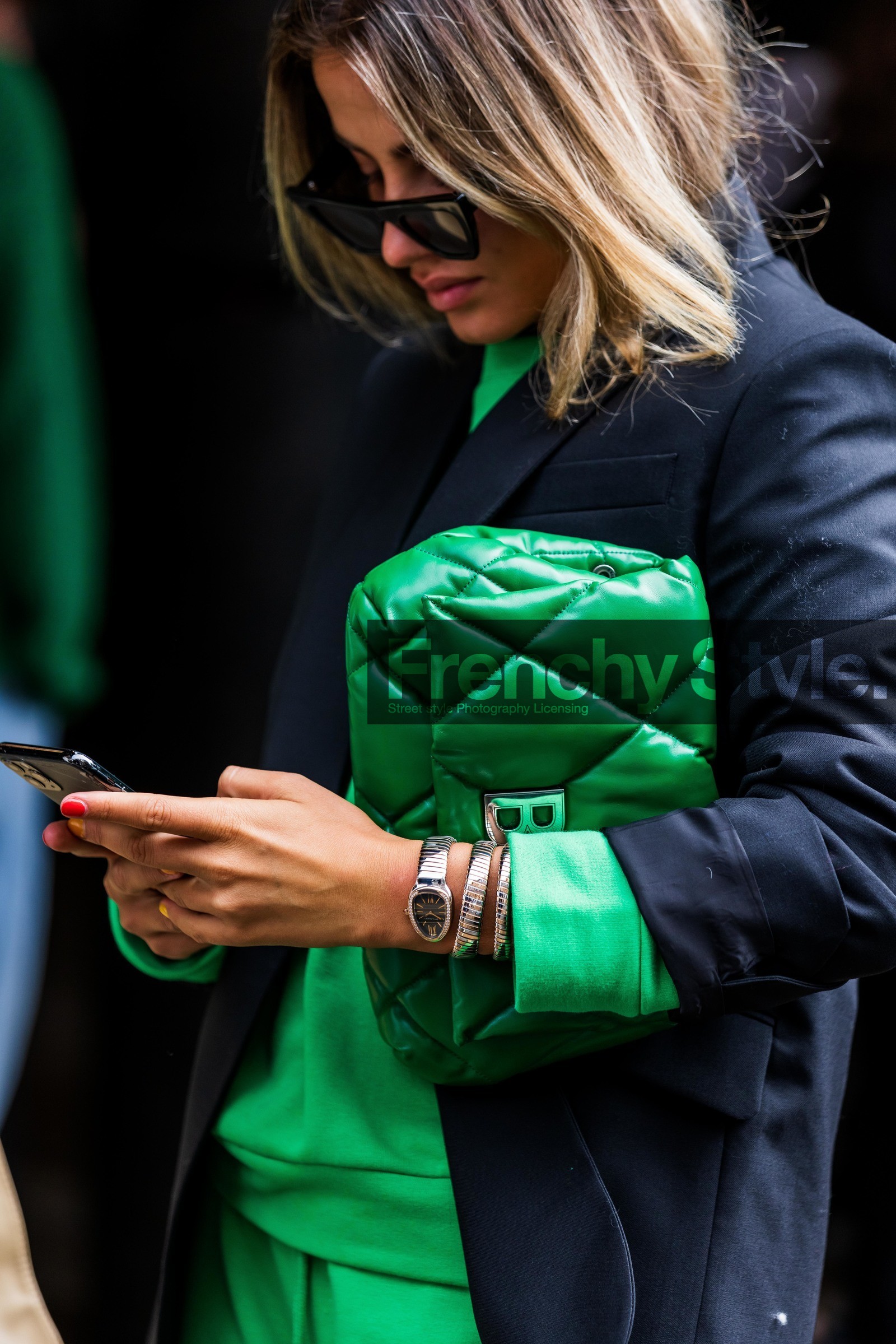 green bag, green sweatshirt, green leather bag, green leather clutch, quilted bag, quilted clutch, bulgari watch, bulgari serpenti watch, silvered watch, close up detail, balenciaga bag, fashion week, frenchystyle, FW, jonathan paciullo, street style, SPRING SUMMER 2022, SS 22, COPENHAGEN, CPHFW, vertical, atmosphere details