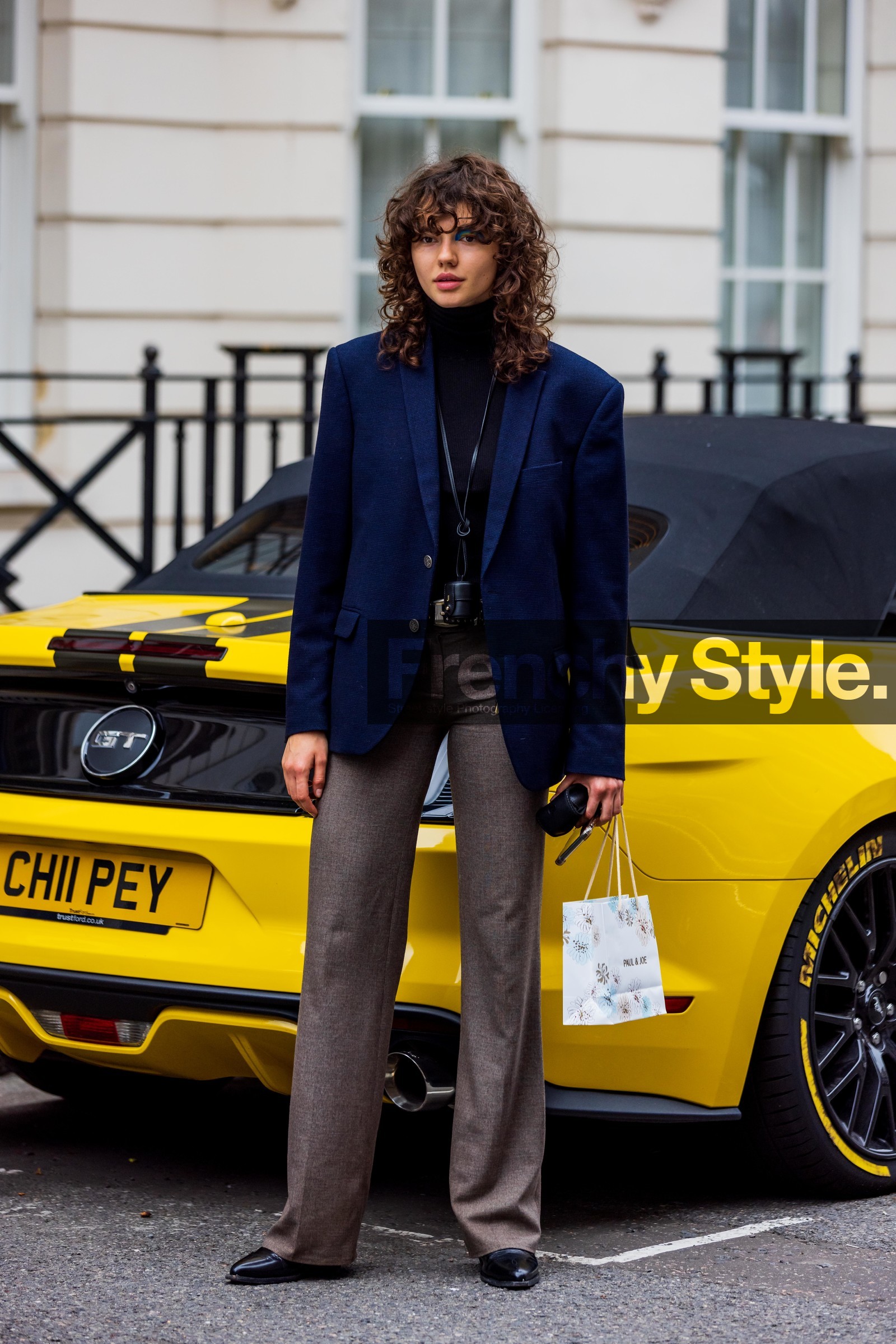 Naina Tri, blazer, blue, trousers, flared pants, leather, shoes, belt, necklace, turtleneck, black, fashion week, frenchystyle, FW, jonathan paciullo, street style, SS 22, SPRING SUMMER 2022, LFW, LONDON, vertical, full length, model
