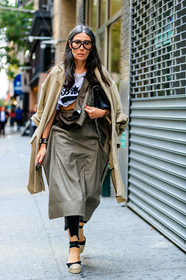 beige coat, beige dress, black bag, espadrilles, fashion week, frenchystyle, full length, FW, jonathan paciullo, layers, NEW YORK, NYFW, SPRING SUMMER 2018, SS 18, street style, vertical, Véronique Tristram