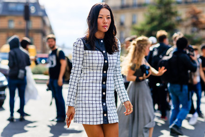 atmosphere details, checked dress, detail, fashion week, frenchystyle, FW, geometric, graphic dress, horizontal, iphone, jonathan paciullo, PARIS, PFW, plaid, printed dress, SPRING SUMMER 2017, SS 17, street style, tina leung, white dress