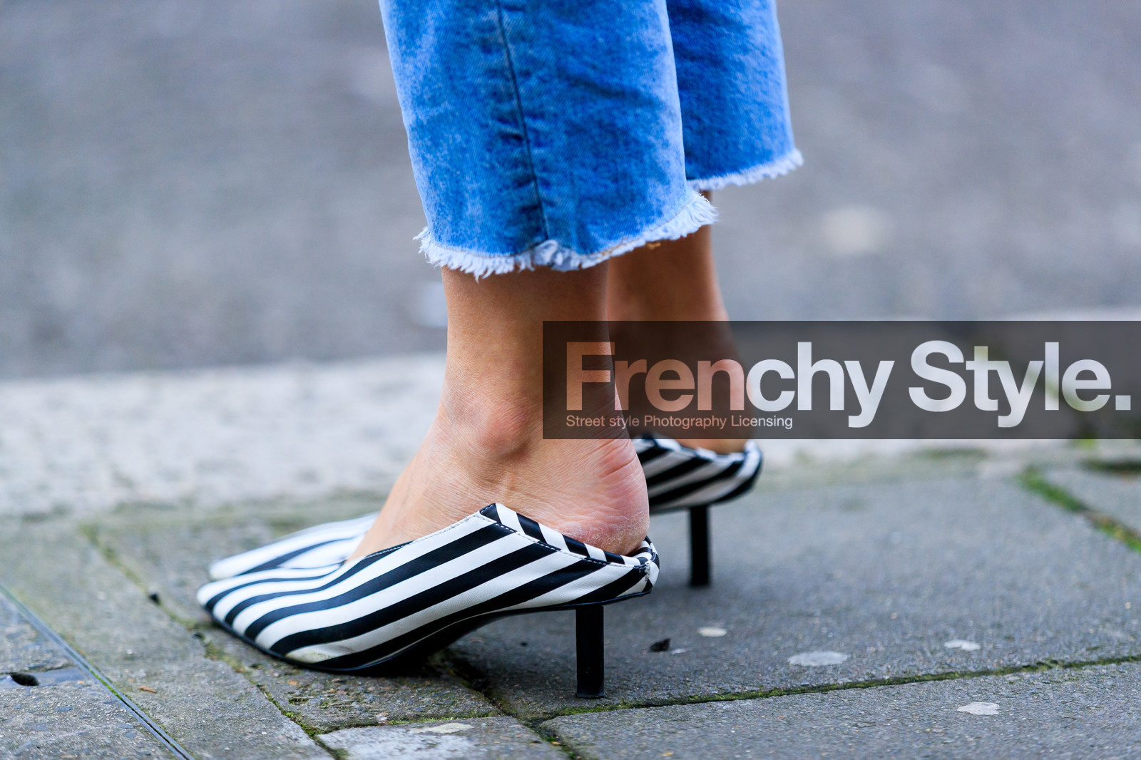 atmosphere details, AUTUMN WINTER 2017-2018, AW 17-18, balenciaga, black and white shoes, blue denim, denim pants, detail, FALL WINTER 2017-2018, fashion week, felicity kay, frenchystyle, FW, FW 17-18, graphic shoes, high heels, horizontal, jeans, jonathan paciullo, leather shoes, LFW, LONDON, street style, striped shoes, stripes, trousers