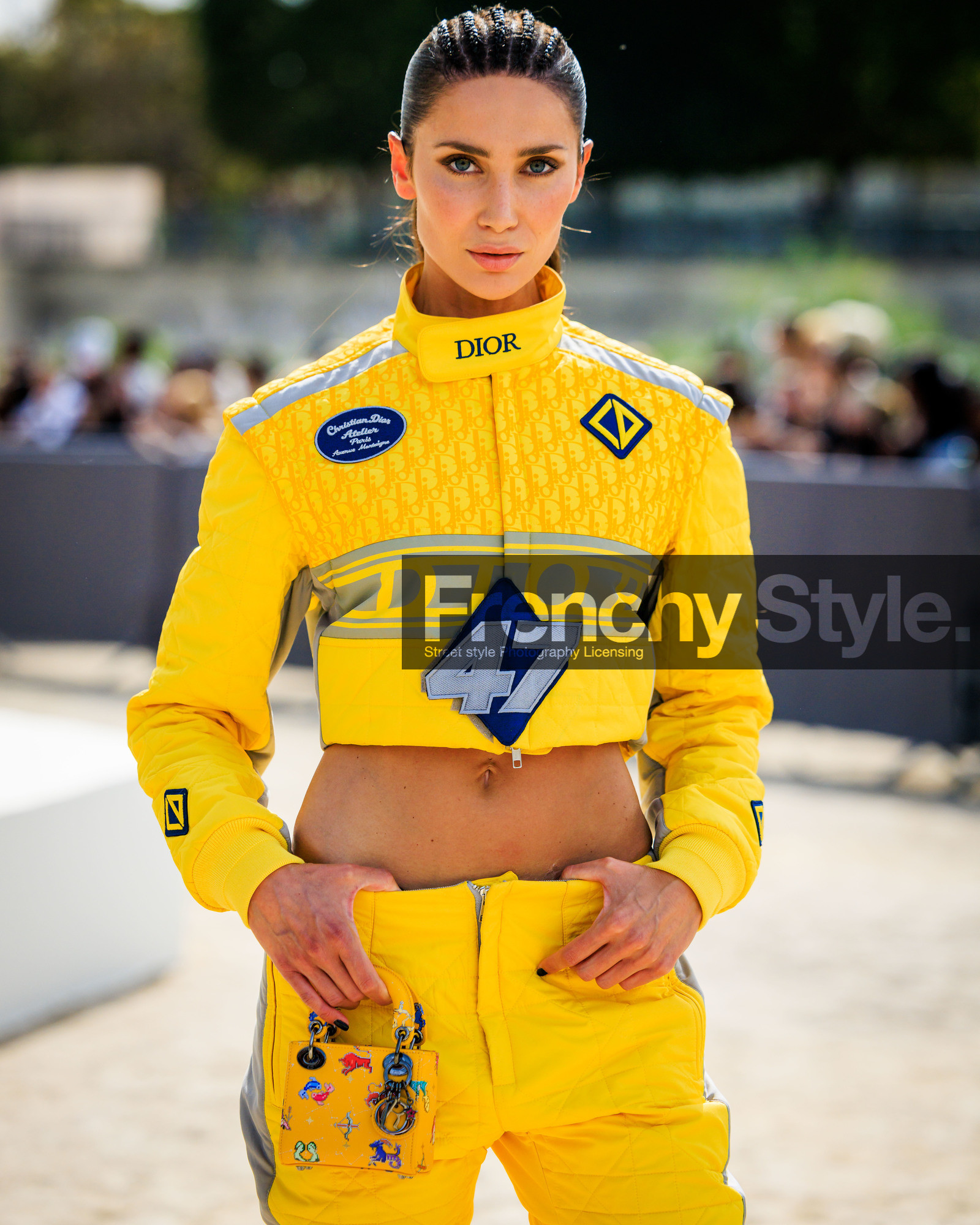 fashion week, frenchystyle, FW, jonathan paciullo, street style, PFW, PARIS, SPRING SUMMER 2024, SS 24, vertical, atmosphere details, detail