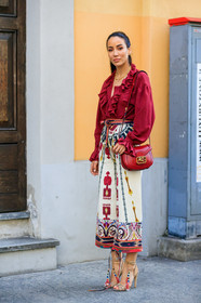 tamara kalinic, etro shoes, red shirt, ruffle shirt, red leather bag, white pants, cropped pants, printed pants, belted pants, ethnic printed pants, golden necklace, big chain necklace, low necked shirt, etro bag, etro pants, etro look, beige suede sandals, open toe shoes, high heels sandals, multi straps sandals, fashion week, frenchystyle, FW, jonathan paciullo, street style, MFW, MILAN, AUTUMN WINTER 2020-2021, FALL WINTER 2020-2021, FW 20-21, vertical, full length