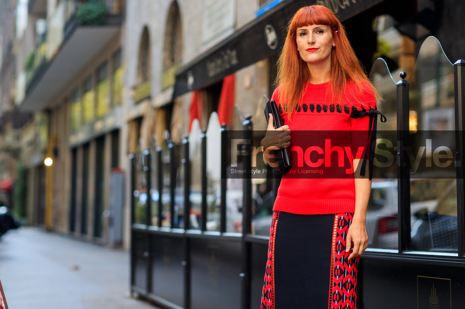 atmosphere details, black bag, detail, fashion week, frenchystyle, FW, graphic skirt, horizontal, jonathan paciullo, leather bag, MFW, MILAN, printed skirt, red t shirt, sara moschini, SPRING SUMMER 2018, SS 18, street style