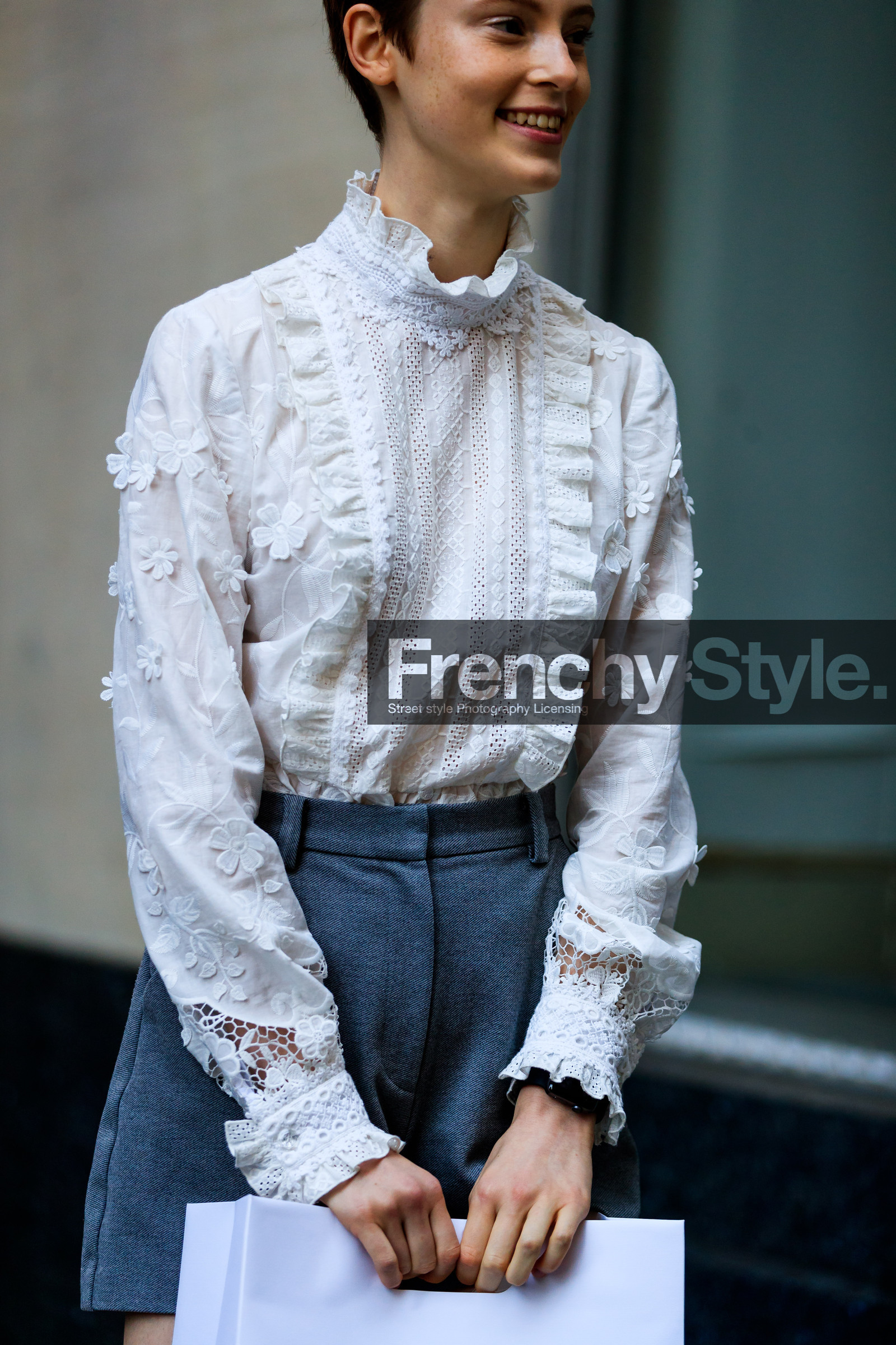 atmosphere details, detail, fashion week, frenchystyle, FW, gisele fox, grey shorts, jonathan paciullo, lace shirt, model, NEW YORK, NYFW, SPRING SUMMER 2018, SS 18, street style, trousers, vertical, white shirt