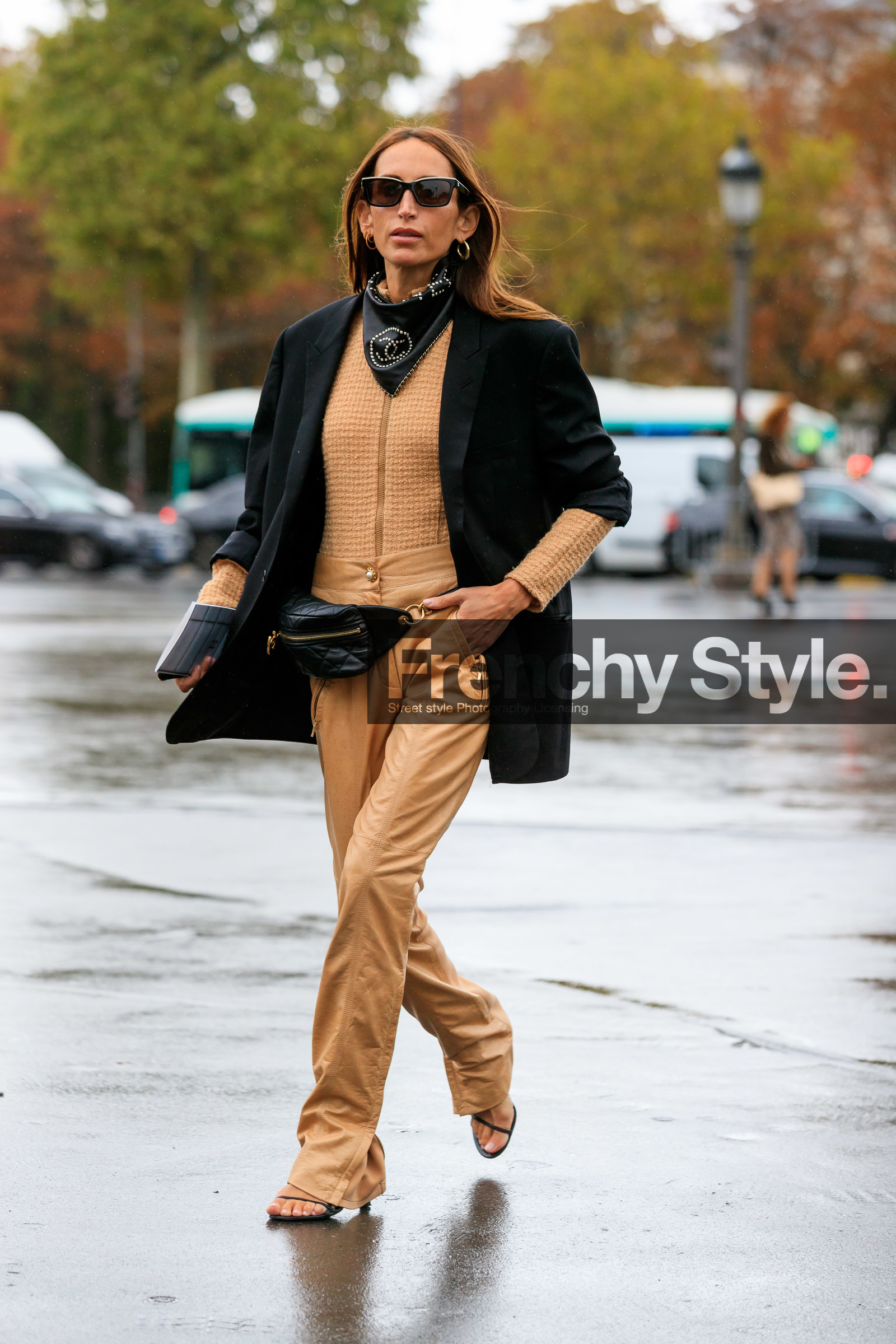 chloe loulou de saison, chanel bag, chanel belt, chanel sunglasses, chanel total look, chanel pants, chanel scarf, chanel cardigan, belt bag, black jacket, black scarf, zipped cardigan, tweed jacket, tweed cardigan, beige leather pants, black leather bag, black leather belt, quilted bag, quilted belt, flare pants, leather scarf, PARIS, PFW, SPRING SUMMER 2020, SS 20, fashion week, frenchystyle, FW, jonathan paciullo, street style, vertical, full length