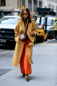 emily zak, beige jacket, beige trench coat, brown leather bag, crossbody bag, loewe bag, tom ford sunglasses, round shape sunglasses, orange pants, brown suede boots, loose pants, fashion week, frenchystyle, FW, jonathan paciullo, street style, NYFW, NEW YORK, AUTUMN WINTER 2020-2021, FALL WINTER 2020-2021, FW 20-21, vertical, full length