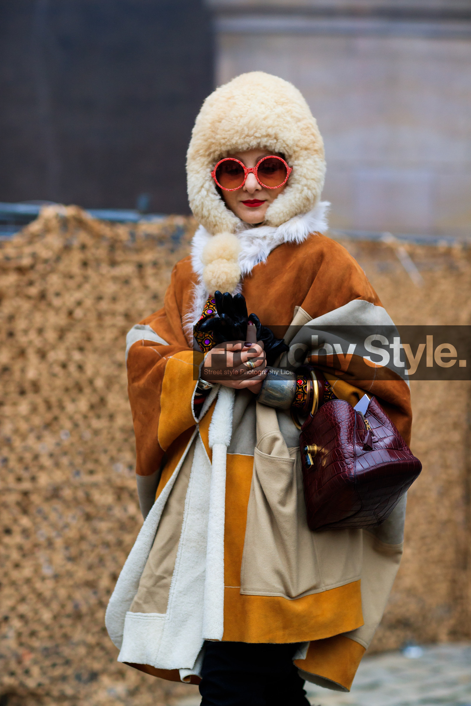 beige fur, beige jacket, black gloves, bordeaux, burgundy, camel jacket, fur jacket, hood, leather bag, leather gloves, leather jacket, patchwork, red bag, shearling, sunglasses, fashion week, frenchystyle, FW, jonathan paciullo, street style, PFW, PARIS, SPRING SUMMER 2017, SS 17, HAUTE COUTURE, vertical, detail, catherine baba