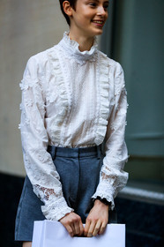 atmosphere details, detail, fashion week, frenchystyle, FW, gisele fox, grey shorts, jonathan paciullo, lace shirt, model, NEW YORK, NYFW, SPRING SUMMER 2018, SS 18, street style, trousers, vertical, white shirt
