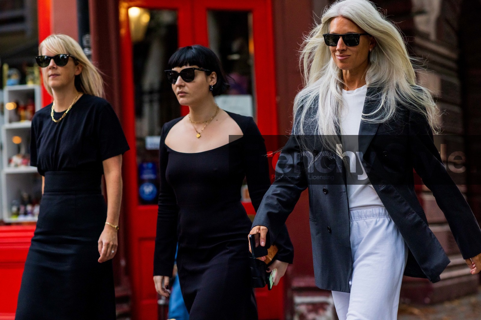 Laura Ingham, Olivia Singer, Sarah Harris, black, sunglasses, shirt, tshirt, white, trousers, grey, necklace, knitted top, skirt, fashion week, frenchystyle, FW, jonathan paciullo, street style, SPRING SUMMER 2022, SS 22, LFW, LONDON, horizontal, atmosphere details, detail