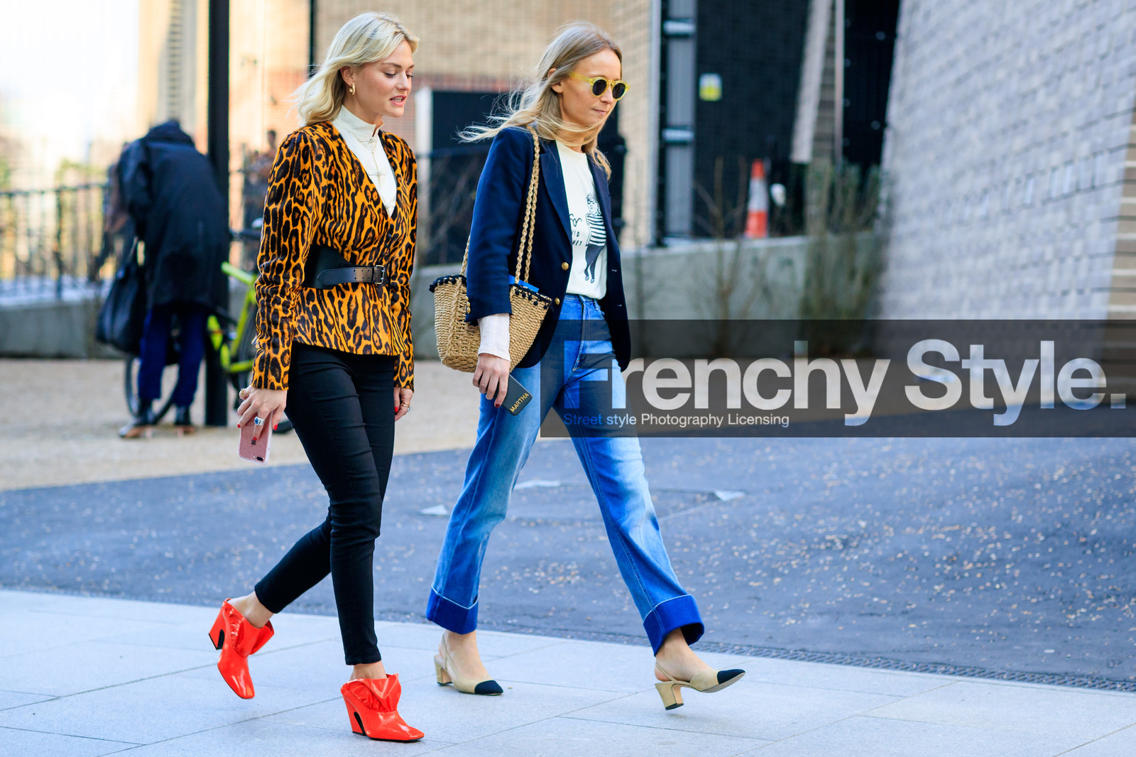 animal print, atmosphere details, AUTUMN WINTER 2017-2018, AW 17-18, basket, beige shoes, black belt, black denim, blazer, blue denim, chanel, denim pants, FALL WINTER 2017-2018, fashion week, frenchystyle, full length, FW, FW 17-18, high heels, horizontal, jeans, jonathan paciullo, leather belt, leather shoes, leopard, leopard print, LFW, LONDON, louis vuitton, navy jacket, orange jacket, pandora sykes, printed jacket, printed t shirt, red shoes, street style, sunglasses, trousers, white t shirt