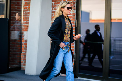 animal print, black coat, blue denim, denim pants, graphic shirt, jeans, leopard, printed shirt, sunglasses, trousers, fashion week, frenchystyle, FW, jonathan paciullo, street style, MFW, MILAN, AUTUMN WINTER 2018-2019, FALL WINTER 2018-2019, FW 18-19, horizontal, atmosphere details