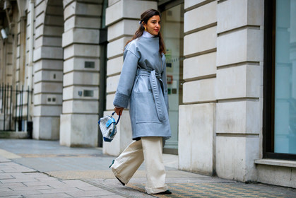 bettina looney, blue bag, graphic bag, grey coat, leather bag, leather coat, printed bag, trousers, tweed bag, white pants, street style, jonathan paciullo, FW, frenchystyle, fashion week, LFW, LONDON, AUTUMN WINTER 2019-2020, AW 19-20, FW 19-20, FALL WINTER 2019-2020, horizontal, atmosphere details, full length