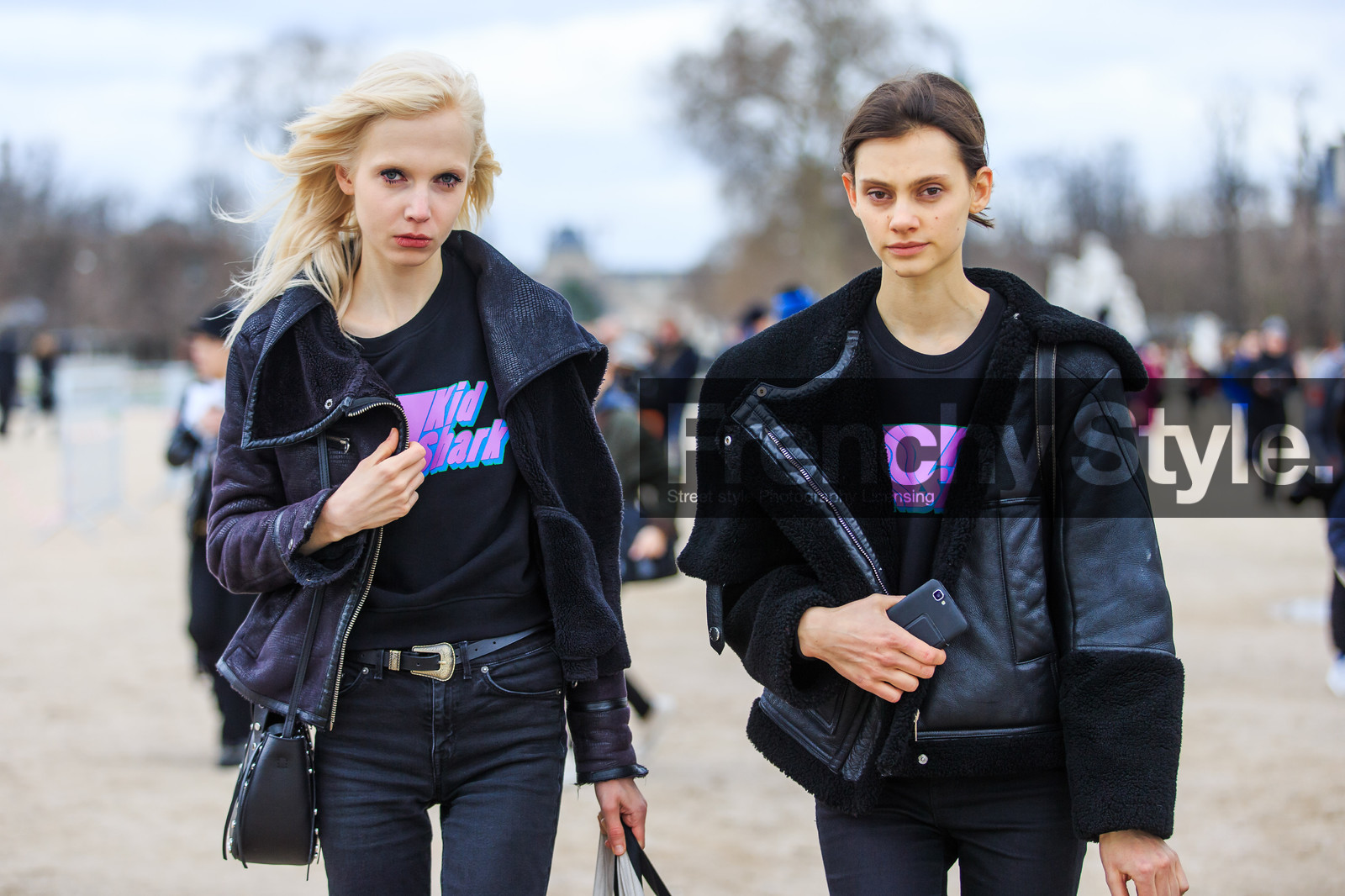 atmosphere details, AUTUMN WINTER 2016-2017, AW 16-17, black belt, black denim, black jacket, black t shirt, denim pants, detail, FALL WINTER 2016-2017, fashion week, frenchystyle, FW, FW 16-17, horizontal, jeans, jonathan paciullo, leather belt, leather jacket, model, PARIS, PFW, printed t shirt, shearling, street style, trousers
