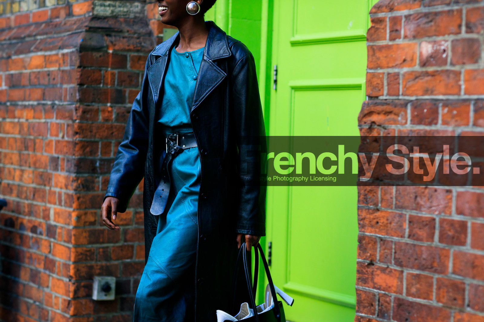 black bag, black belt, black coat, earrings, green dress, leather bag, leather belt, leather coat, leather dress, model, fashion week, frenchystyle, FW, jonathan paciullo, street style, LFW, LONDON, SPRING SUMMER 2019, SS 19, atmosphere details, horizontal, detail