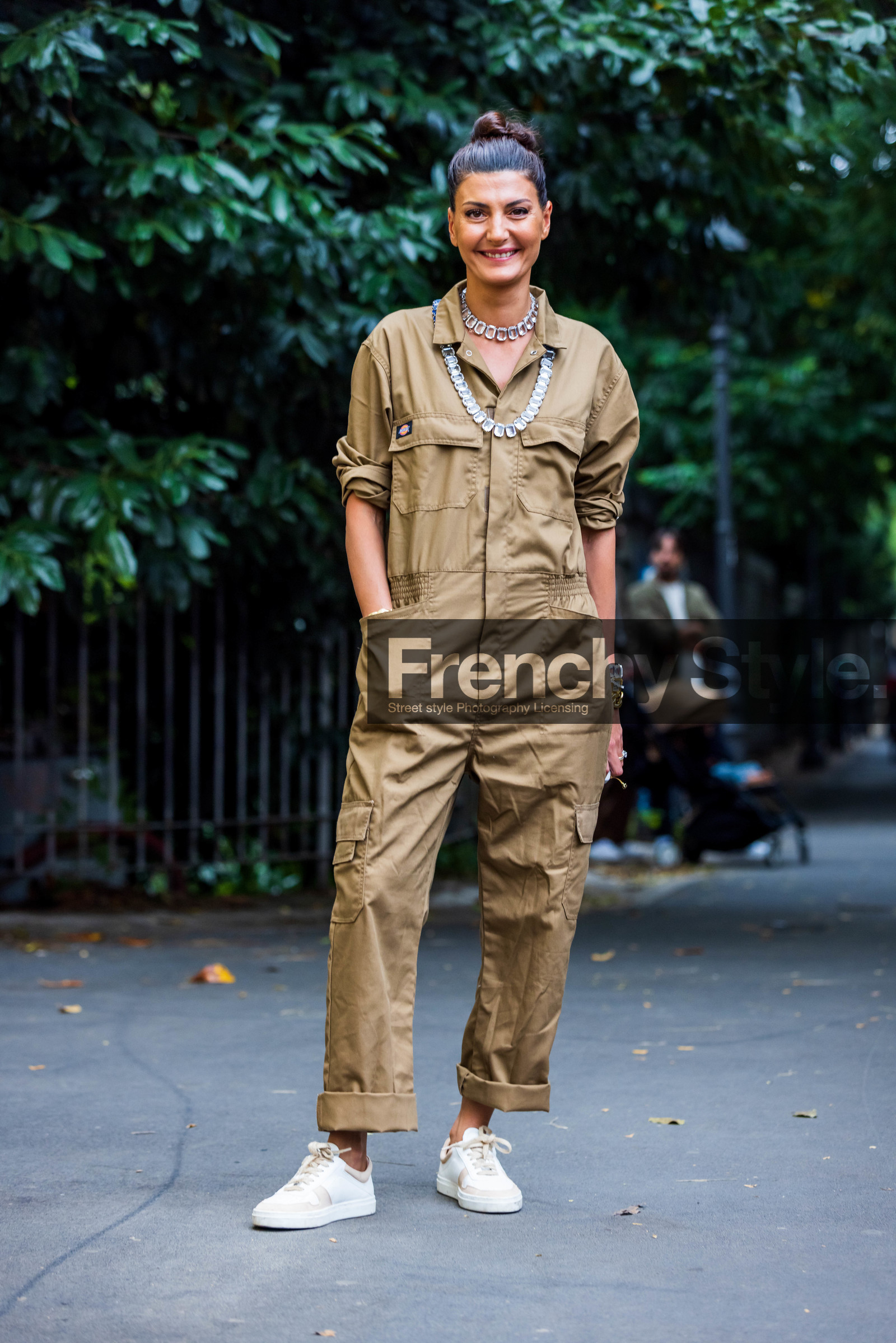 beige jumpsuit, bracelet, Giovanna Engelbert, jumpsuit, necklace, pocket, silver necklace, sneakers, statement necklace, strass, white sneakers, fashion week, frenchystyle, FW, jonathan paciullo, street style, SPRING SUMMER 2022, SS 22, MFW, MILAN, vertical, full length