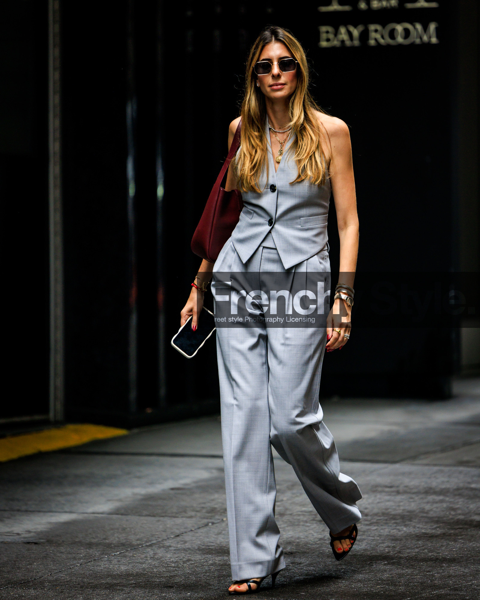 jonathan paciullo, FW, frenchystyle, fashion week, street style, vertical, detail, atmosphere details, NYFW, NEW YORK, SPRING SUMMER 2024, SS 24