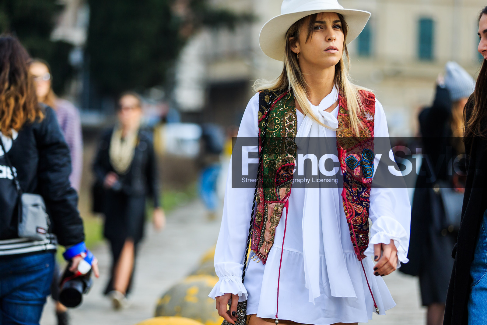 atmosphere details, AUTUMN WINTER 2016-2017, AW 16-17, carola bernard, detail, embroidered vest, embroideries, FALL WINTER 2016-2017, fashion week, fedora, frenchystyle, FW, FW 16-17, horizontal, jonathan paciullo, LFW, LONDON, MENSWEAR, pearls, shirt dress, street style, white dress, white hat, white shirt