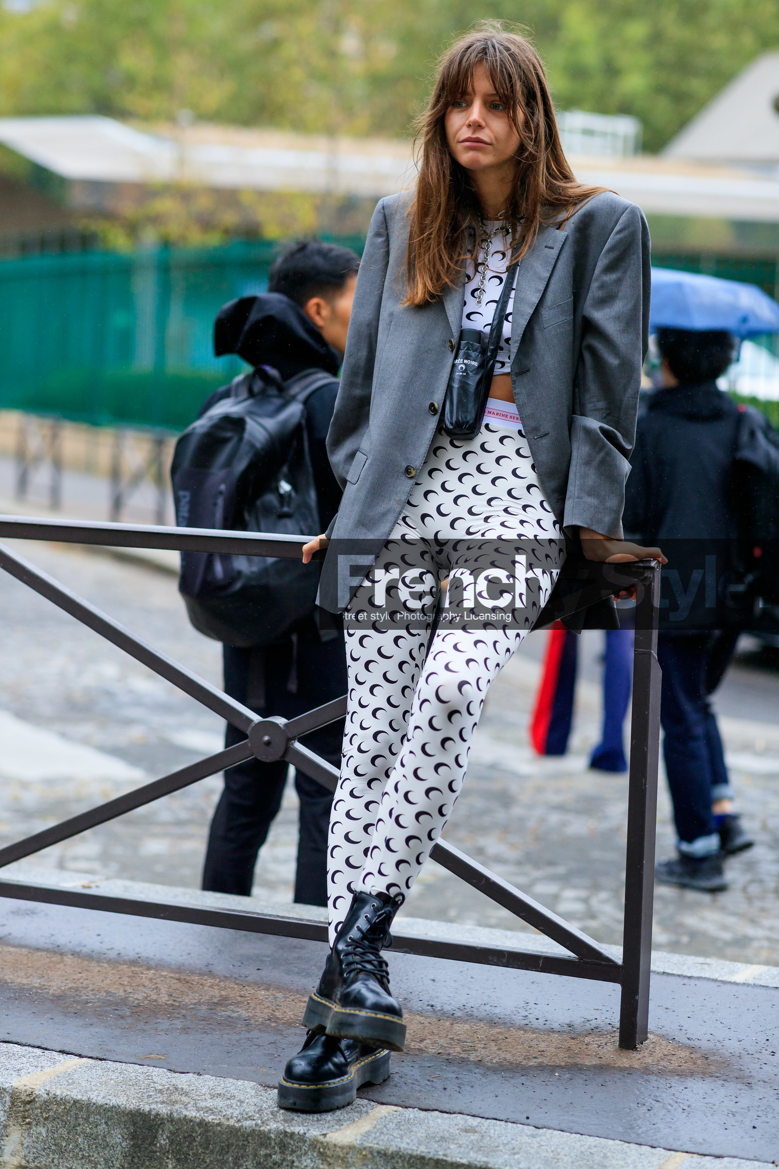 monogrammed pants, monogrammed top, marine serre look, marine serre pants, marine serre top, grey jacket, white pants, white top, tight top, tight pants, cropped top, doc marteens shoes, black leather boots, laced boots, fashion week, frenchystyle, FW, jonathan paciullo, street style, SPRING SUMMER 2020, SS 20, PFW, PARIS, vertical, full length