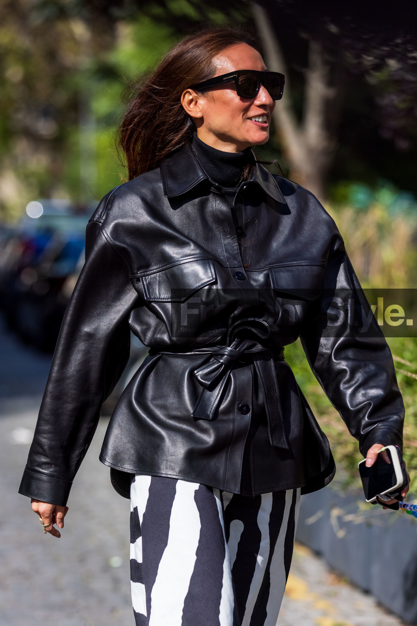 bicolor skirt, black and white, black jacket, black sunglasses, jacket, leather jacket, leather shirt, skirt, sunglasses, zebra skirt, fashion week, frenchystyle, FW, jonathan paciullo, street style, PFW, PARIS, SPRING SUMMER 2022, SS 22, vertical, atmosphere details