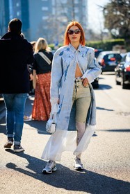 denim coat, light blue denim jacket, dark sunglasses, ginger hair, denim shorts, washed denim short, white stockings, denim handbag, diesel bag, diesel hanbag, silver sneakers, big creole, patricia manfield, fashion week, frenchystyle, FW, jonathan paciullo, street style, MFW, MILAN, FALL WINTER 2022_2023, AUTUMN WINTER 2022-2023, FW 22-23, vertical, full length