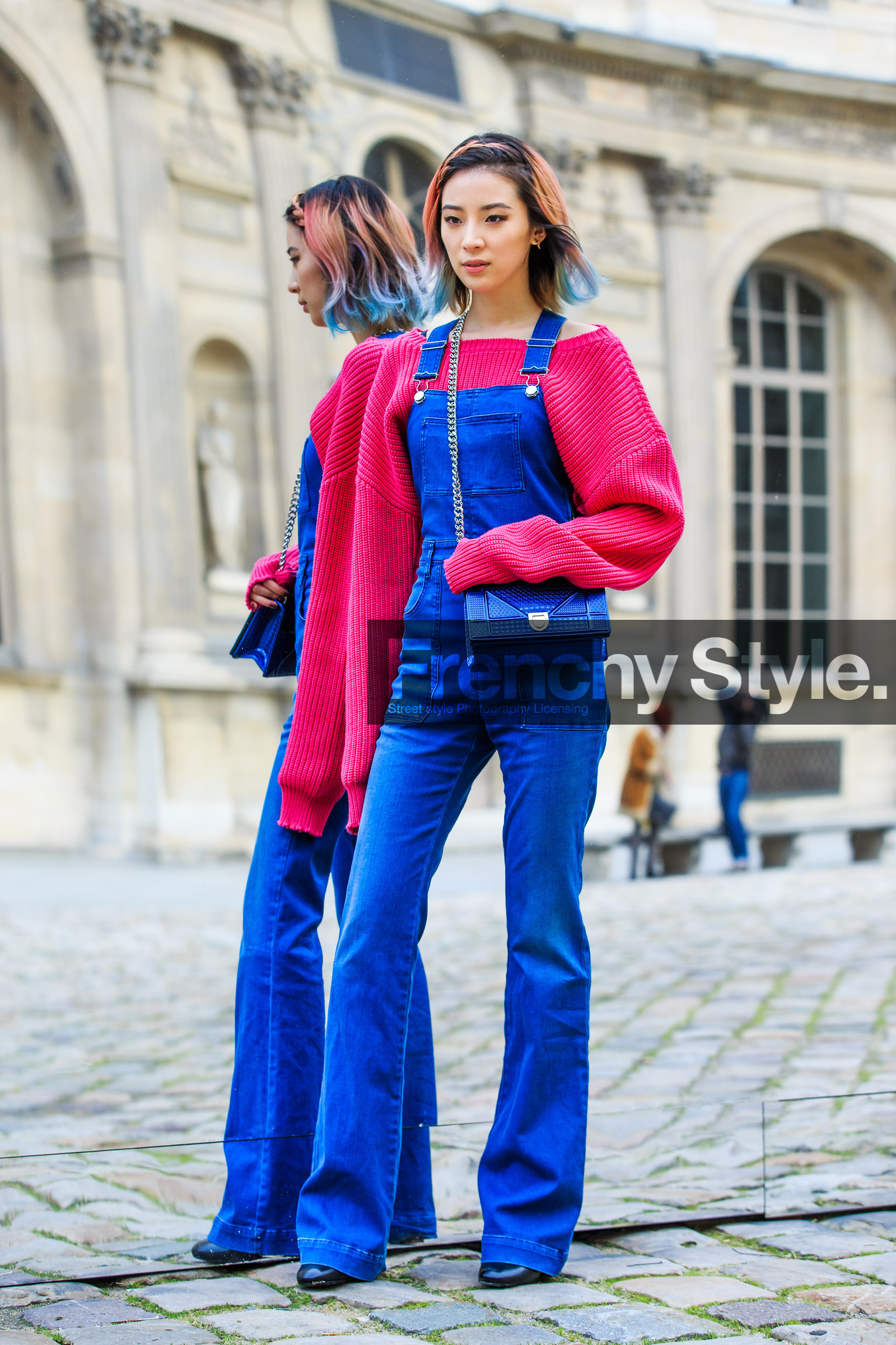 AUTUMN WINTER 2016-2017, AW 16-17, blue bag, blue denim, braids, christian dior, denim jumpsuit, denim overall, dyed hair, FALL WINTER 2016-2017, fashion week, frenchystyle, full length, FW, FW 16-17, irene kim, jonathan paciullo, leather bag, metallic bag, PARIS, PFW, pink hair, pink sweater, shiny bag, street style, vertical