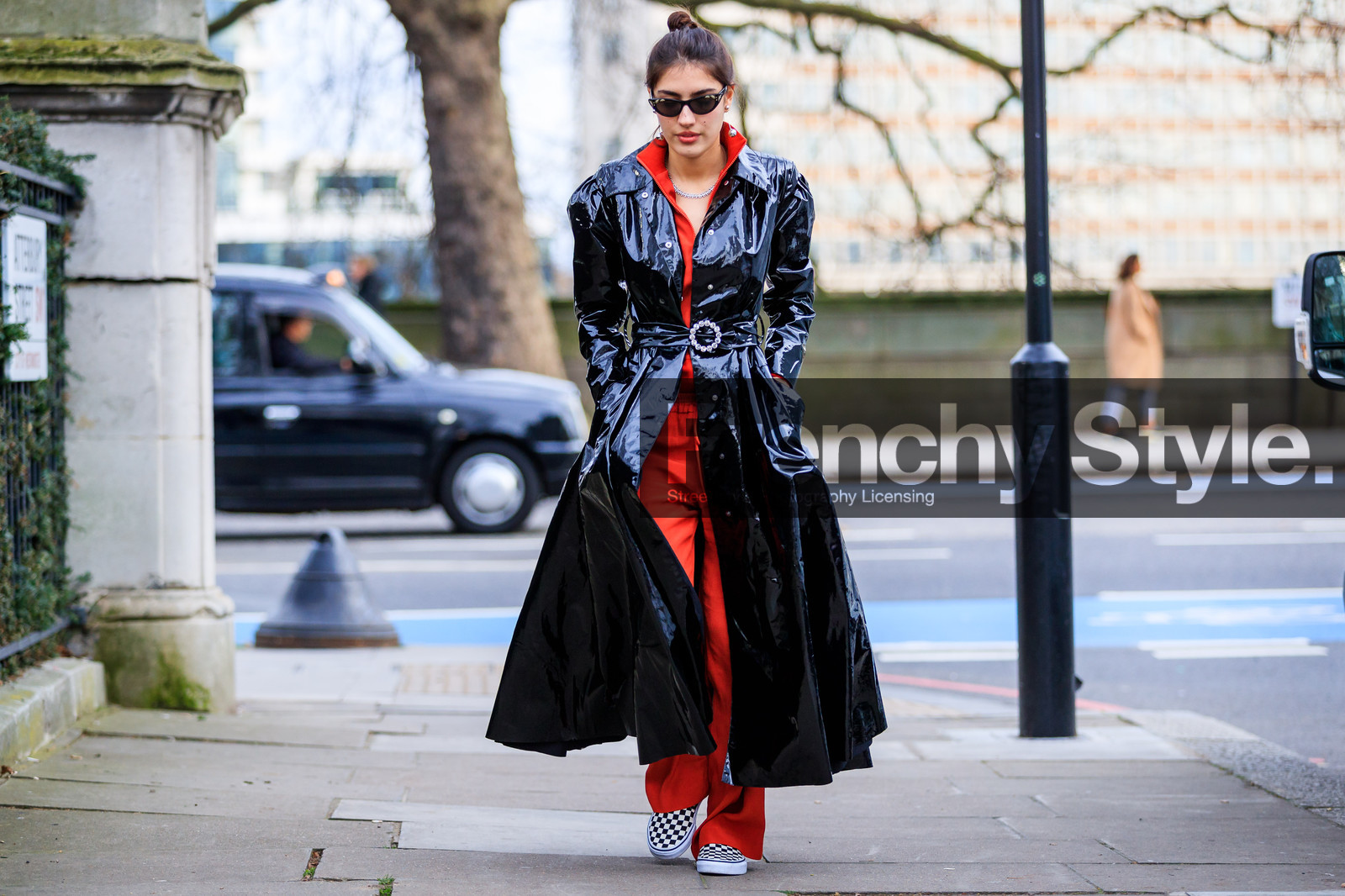 atmosphere details, AUTUMN WINTER 2017-2018, AW 17-18, black and white shoes, black coat, black jacket, FALL WINTER 2017-2018, fashion week, frenchystyle, full length, FW, FW 17-18, horizontal, jonathan paciullo, leather coat, LFW, LONDON, patricia manfield, printed shoes, red pants, red sweater, street style, sunglasses, sweatpants, trousers, vans, vinyl