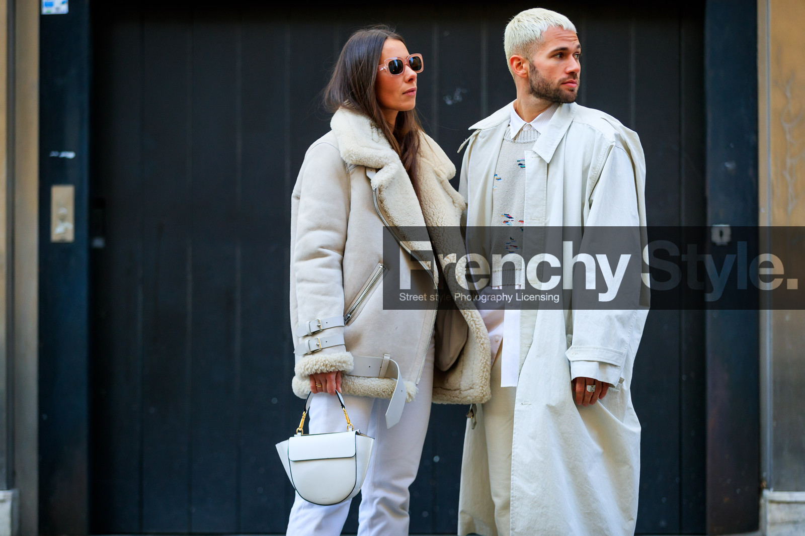 balenciaga, oversize, shearling, sunglasses, tone on tone, total look white, trousers, white bag, white coat, white fur, white jacket, white pants, white shirt, white sweater, street style, jonathan paciullo, FW, frenchystyle, fashion week, PFW, PARIS, AUTUMN WINTER 2018-2019, FALL WINTER 2018-2019, FW 18-19, horizontal, atmosphere details, alice & j.s