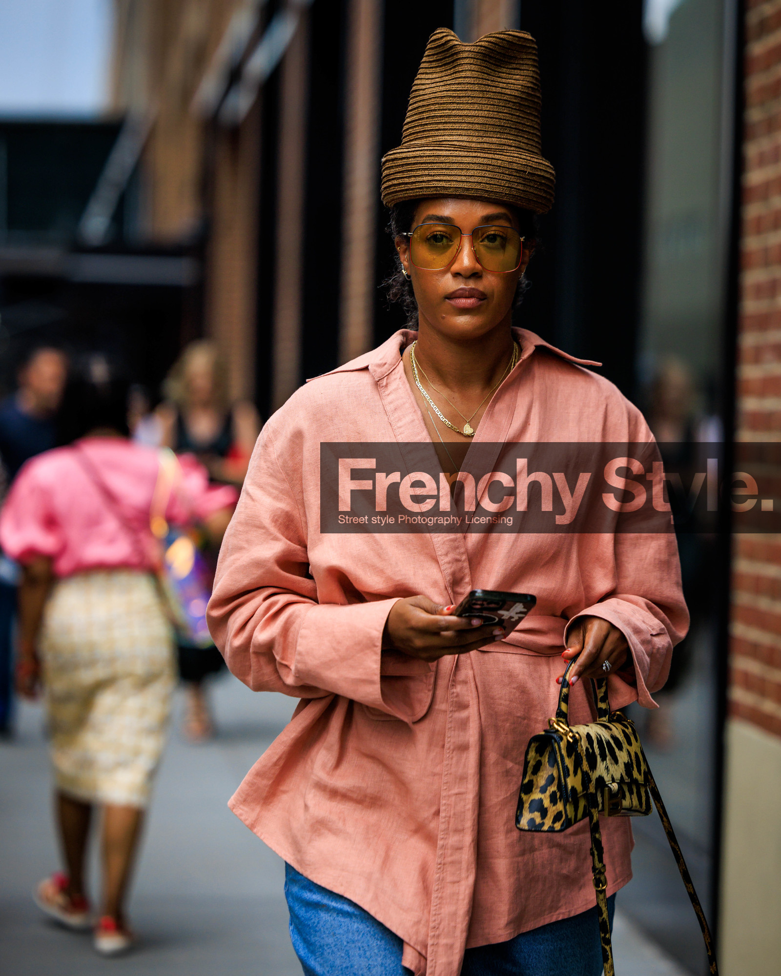 jonathan paciullo, FW, frenchystyle, fashion week, street style, vertical, detail, atmosphere details, NYFW, NEW YORK, SPRING SUMMER 2024, SS 24