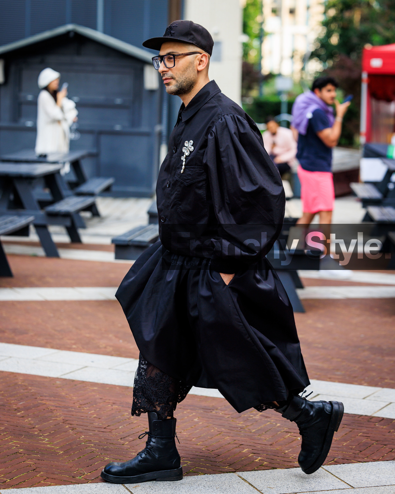 fashion week, frenchystyle, FW, jonathan paciullo, street style, LFW, LONDON, atmosphere details, detail, SPRING SUMMER 2024, SS 24