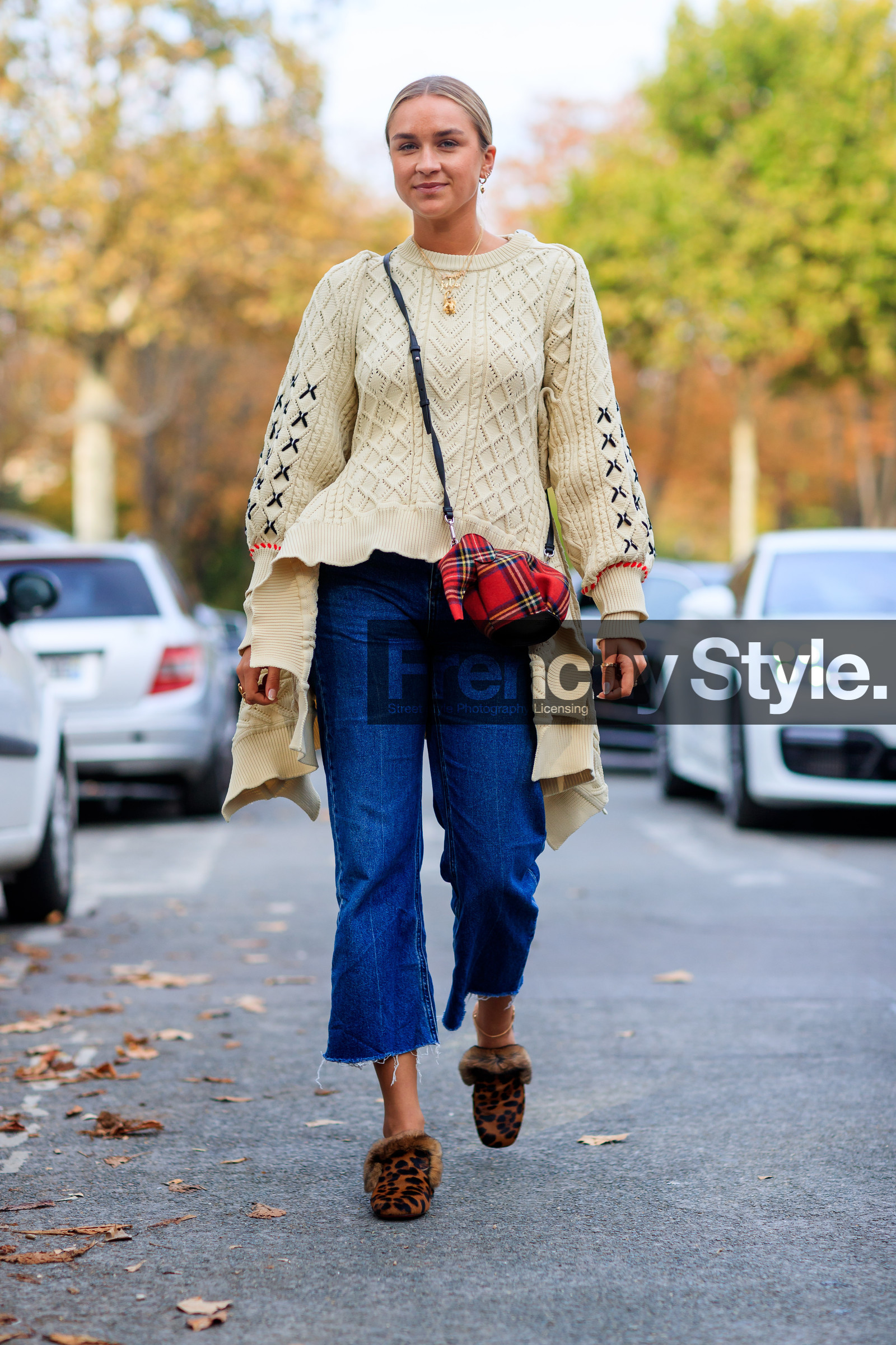 animal print, blue denim, brown fur, brown shoes, checked bag, denim pants, fashion week, frenchystyle, full length, fur shoes, FW, graphic bag, graphic sweater, high heels, jeans, jonathan paciullo, leather bag, leather shoes, leopard, leopard print, loewe, PARIS, PFW, printed bag, red bag, SPRING SUMMER 2018, SS 18, street style, tartan, trousers, vertical, white knit, nina suess