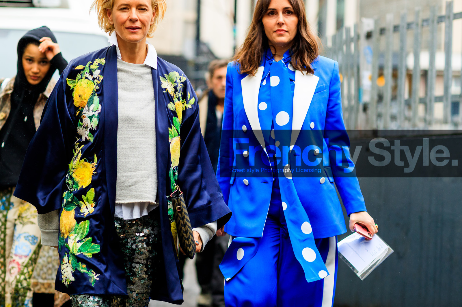 blue jacket, blue pants, blue shirt, embroideries, floral, flowers, glitter, graphic jacket, graphic pants, green pants, grey sweater, japanese print, kimono, polka dot, printed jacket, printed pants, printed shirt, sequined pants, shiny pants, trousers, street style, jonathan paciullo, FW, frenchystyle, fashion week, LFW, LONDON, AUTUMN WINTER 2018-2019, AW 18-19, FALL WINTER 2018-2019, FW 18-19, horizontal, atmosphere details, detail