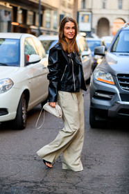 sophia roe, light beige leather bag, light beige pants, loose pants, tailored pants, black leather perfecto, plaited bag, plaited leather bag, bottega veneta bag, celine pants, fashion week, frenchystyle, FW, jonathan paciullo, street style, MFW, MILAN, AUTUMN WINTER 2020-2021, FALL WINTER 2020-2021, FW 20-21, vertical, full length