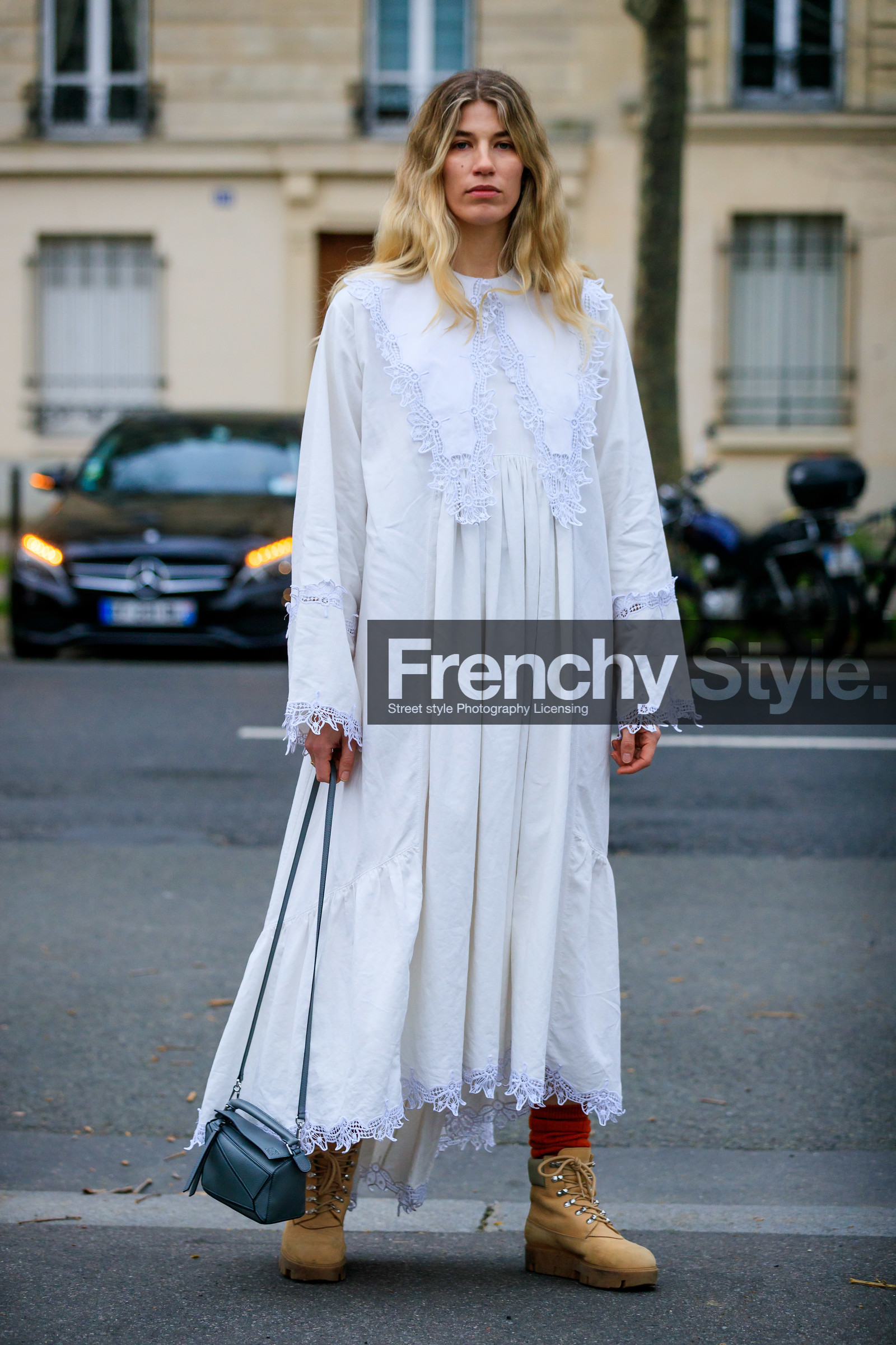 veronika heilbrunner, white dress, long dress, long sleeves dress, lace dress, big collar, loose dress, beige suede boots, flat boots, laced boots, hiking boots, grey leather bag, loewe bag, mini bag, loewe dress, fashion week, frenchystyle, FW, jonathan paciullo, street style, PFW, PARIS, AUTUMN WINTER 2020-2021, FALL WINTER 2020-2021, FW 20-21, vertical, full length