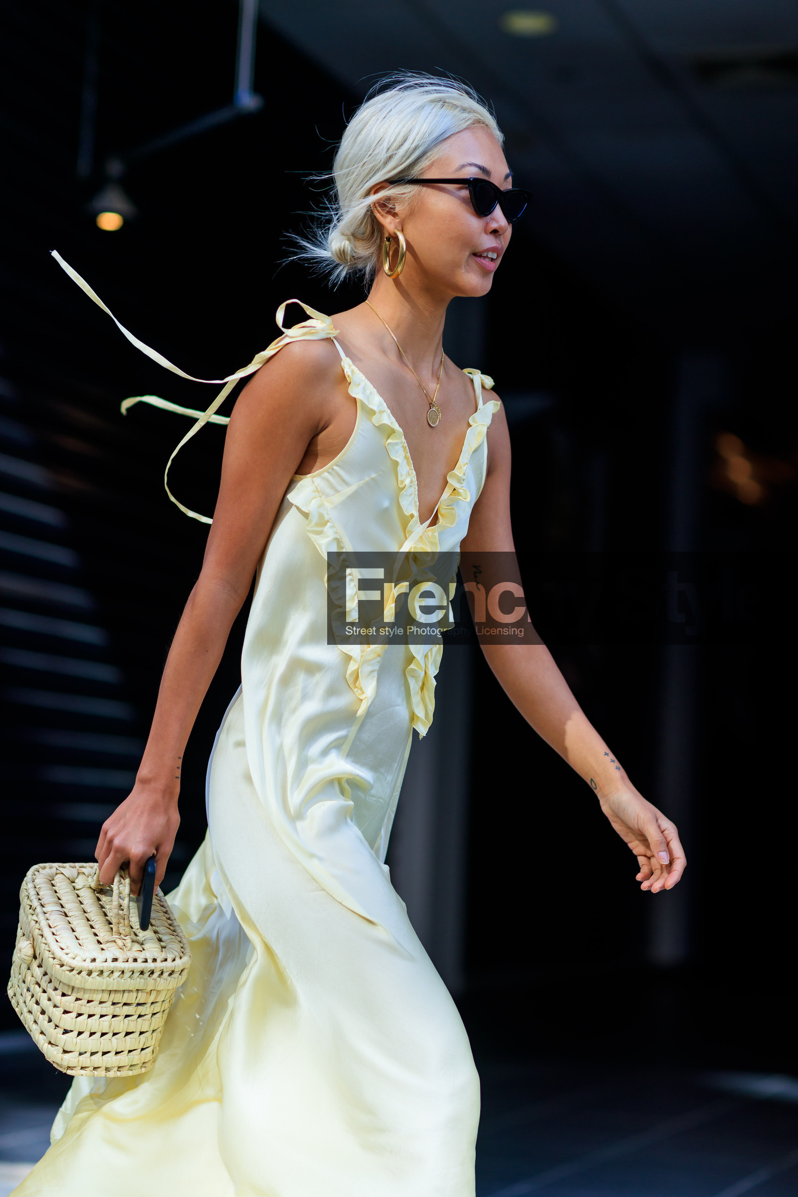 atmosphere details, basket, detail, dyed hair, earrings, fashion week, frenchystyle, FW, jonathan paciullo, necklace, NEW YORK, NYFW, SPRING SUMMER 2018, SS 18, street style, sunglasses, vanessa hong, vertical, yellow dress