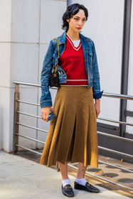 denim, jacket, sleeveless vest, red, knitted shirt, knit, midi skirt, derbies, black, camel, handbag, fashion week, frenchystyle, FW, jonathan paciullo, street style, SPRING SUMMER 2022, SS 22, LFW, LONDON, vertical, full length, model