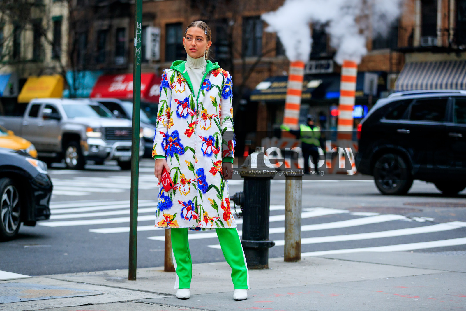 embroidered coat, embroideries, floral, flowers, graphic jacket, graphic pants, green pants, high heels, hood, leather shoes, printed coat, printed jacket, printed pants, sweatpants, trousers, white coat, white shoes, white sweater, street style, jonathan paciullo, FW, frenchystyle, fashion week, NYFW, NEW YORK, AUTUMN WINTER 2018-2019, AW 18-19, FALL WINTER 2018-2019, FW 18-19, atmosphere details, horizontal, full length, emili sindlev