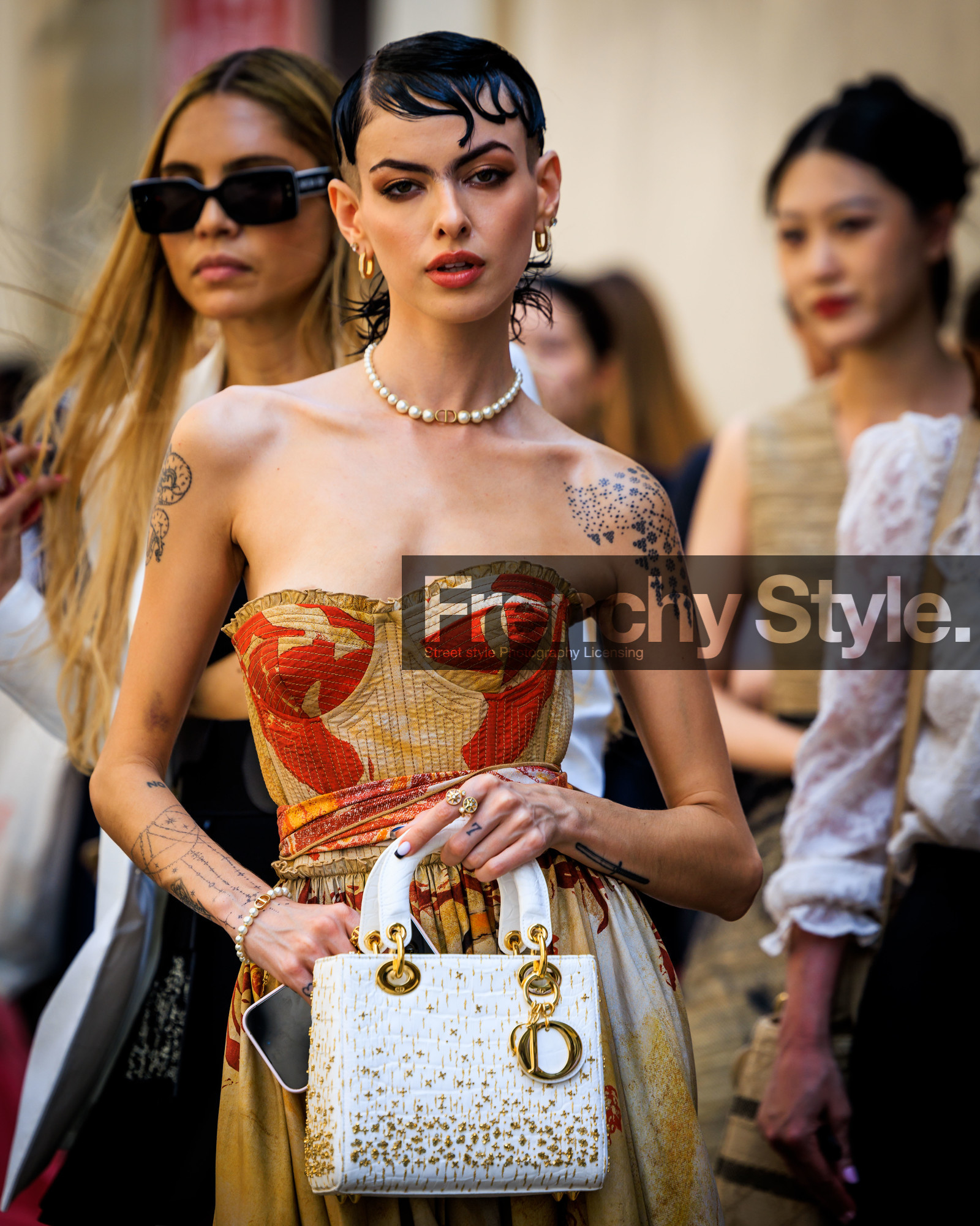 fashion week, frenchystyle, FW, jonathan paciullo, street style, PFW, PARIS, FW 23-24, FALL WINTER 2023-2024, AUTUMN WINTER 2023-2024, HAUTE COUTURE, vertical, atmosphere details, detail