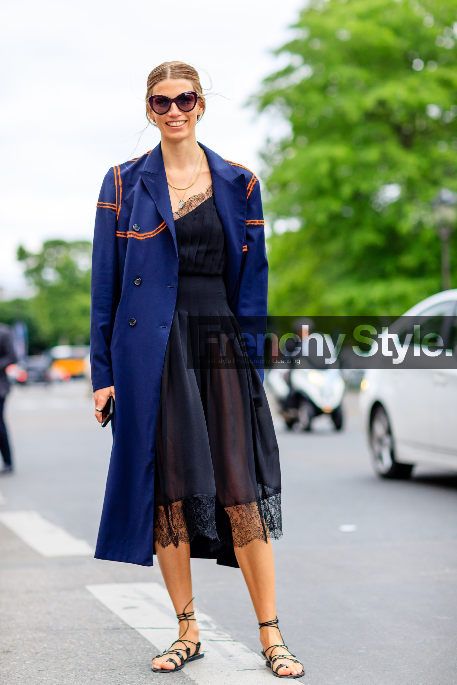 AUTUMN WINTER 2016-2017, AW 16-17, black dress, black sandals, blue coat, embroidered jacket, FALL WINTER 2016-2017, fashion week, frenchystyle, full length, FW, FW 16-17, HAUTE COUTURE, jonathan paciullo, lace, leather shoes, MENSWEAR, navy jacket, PARIS, PFW, silk dress, street style, sunglasses, veronika heilbrunner, vertical