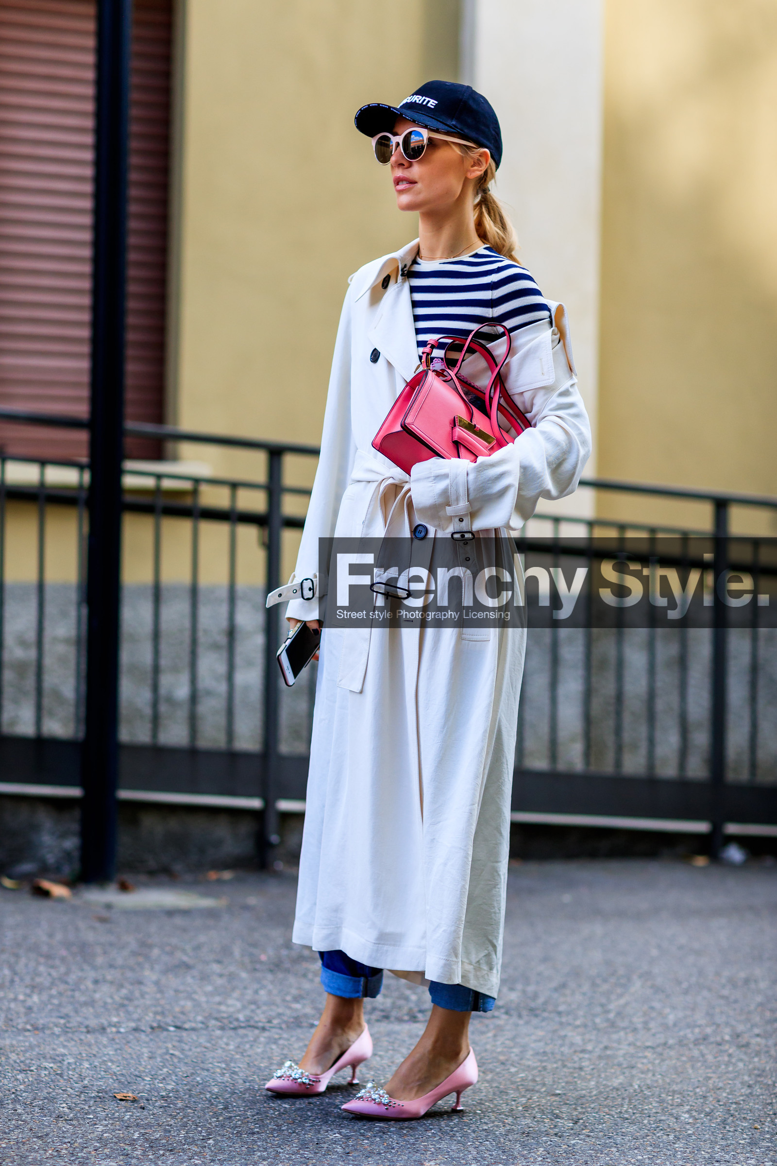 AUTUMN WINTER 2017-2018, AW 17-18, balenciaga, black cap, FALL WINTER 2017-2018, fashion week, frenchystyle, full length, FW, FW 17-18, graphic top, high heels, jonathan paciullo, leather bag, leather shoes, MFW, MILAN, pink bag, pink shoes, printed top, street style, striped sweater, sunglasses, trench coat, trousers, vertical, white coat