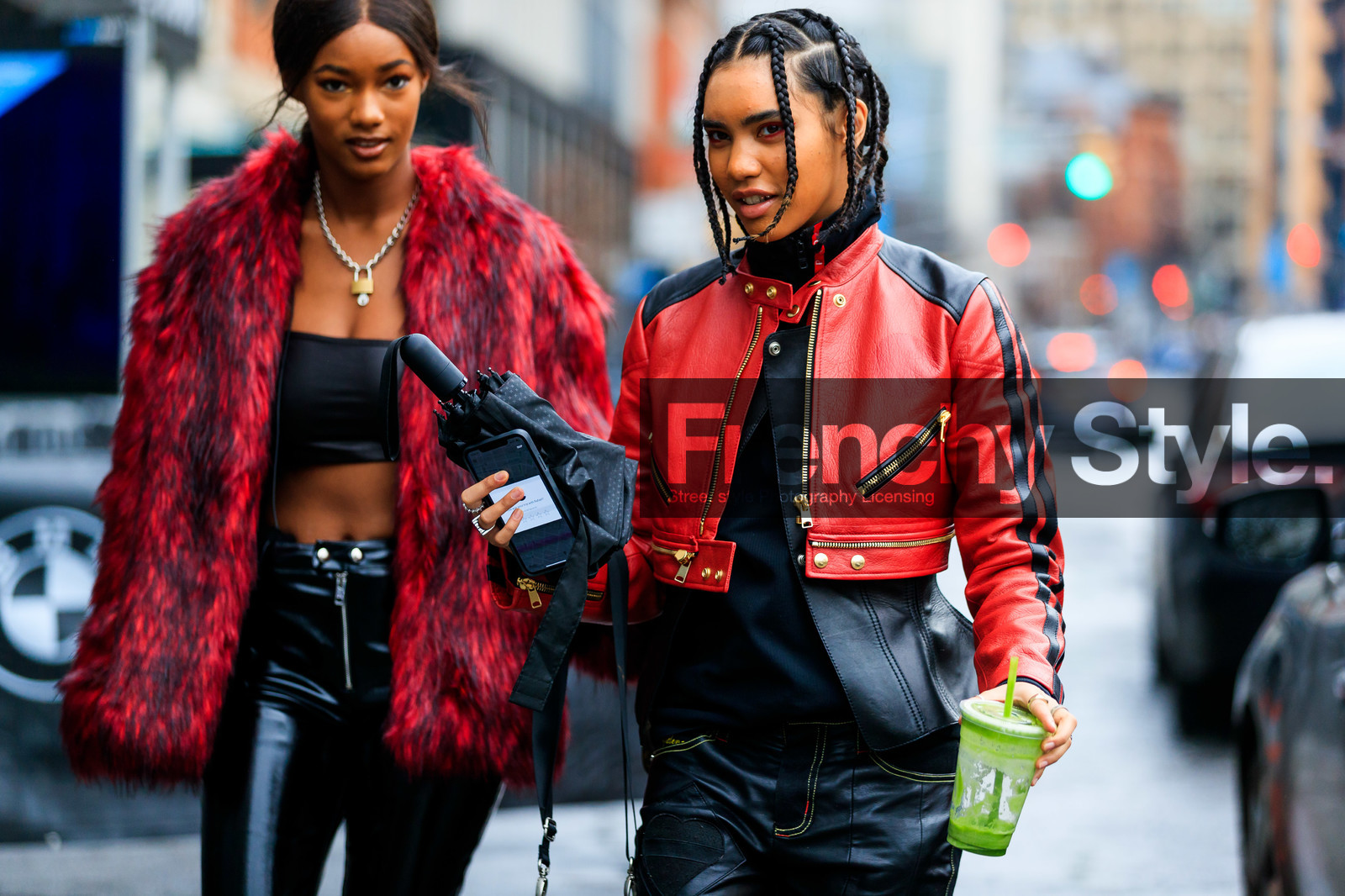 red leather perfecto, black leather perfecto, black leather pants, cropped jacket, cropped perfecto, zipped jacket, fashion week, frenchystyle, FW, jonathan paciullo, street style, AUTUMN WINTER 2020-2021, FALL WINTER 2020-2021, FW 20-21, horizontal, atmosphere details, detail, NYFW, NEW YORK
