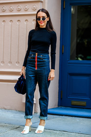 black bag, black sweater, blue bag, blue denim, céline, denim pants, evangelie smyrniotaki, fashion week, frenchystyle, full length, fun sunglasses, FW, high heels, jeans, jonathan paciullo, leather bag, leather shoes, NEW YORK, NYFW, red lips, SPRING SUMMER 2018, SS 18, street style, sunglasses, trousers, velvet, vertical, white shoes